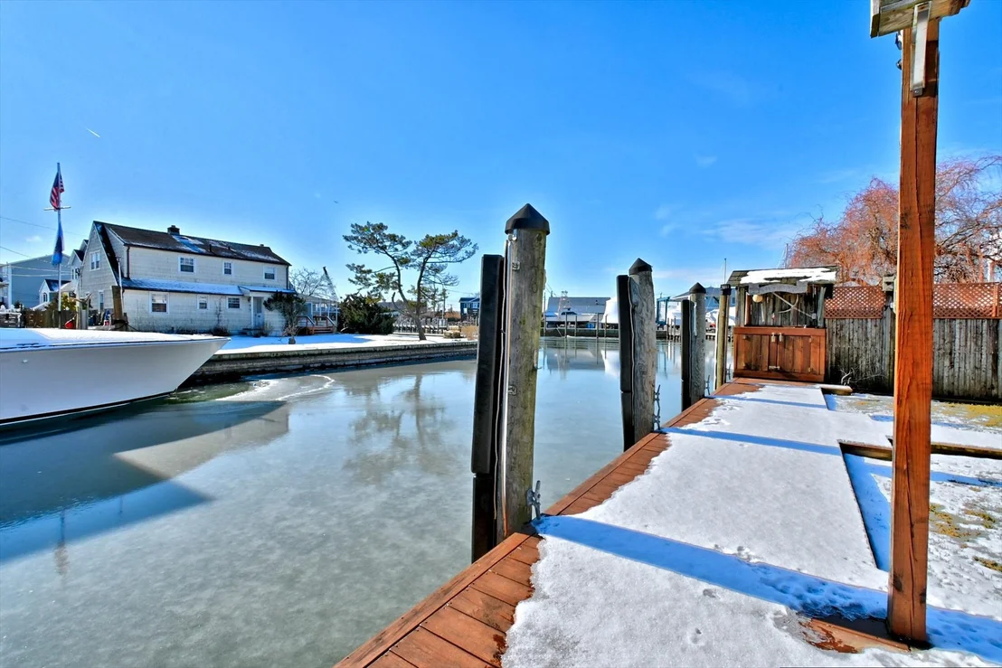Photo of 48 Pershing Avenue