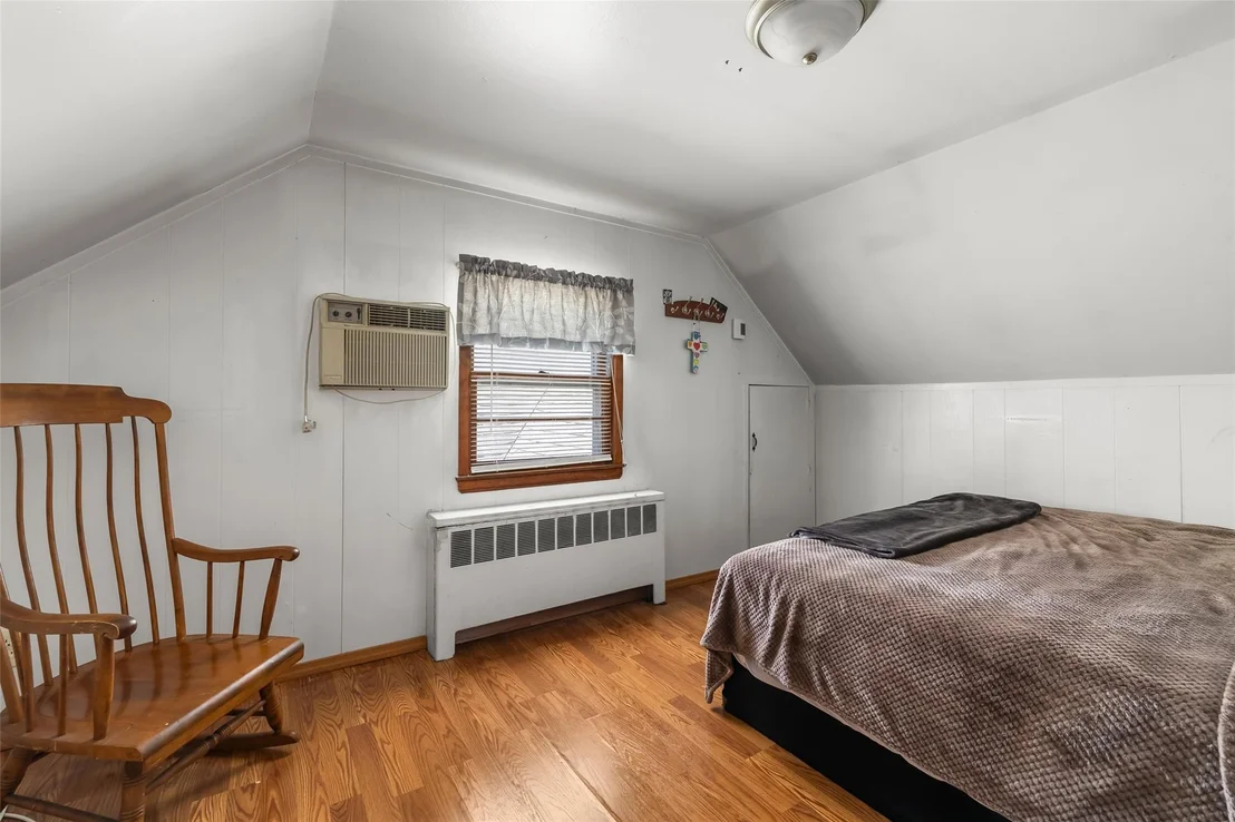Photo of 98 Bluespruce Road