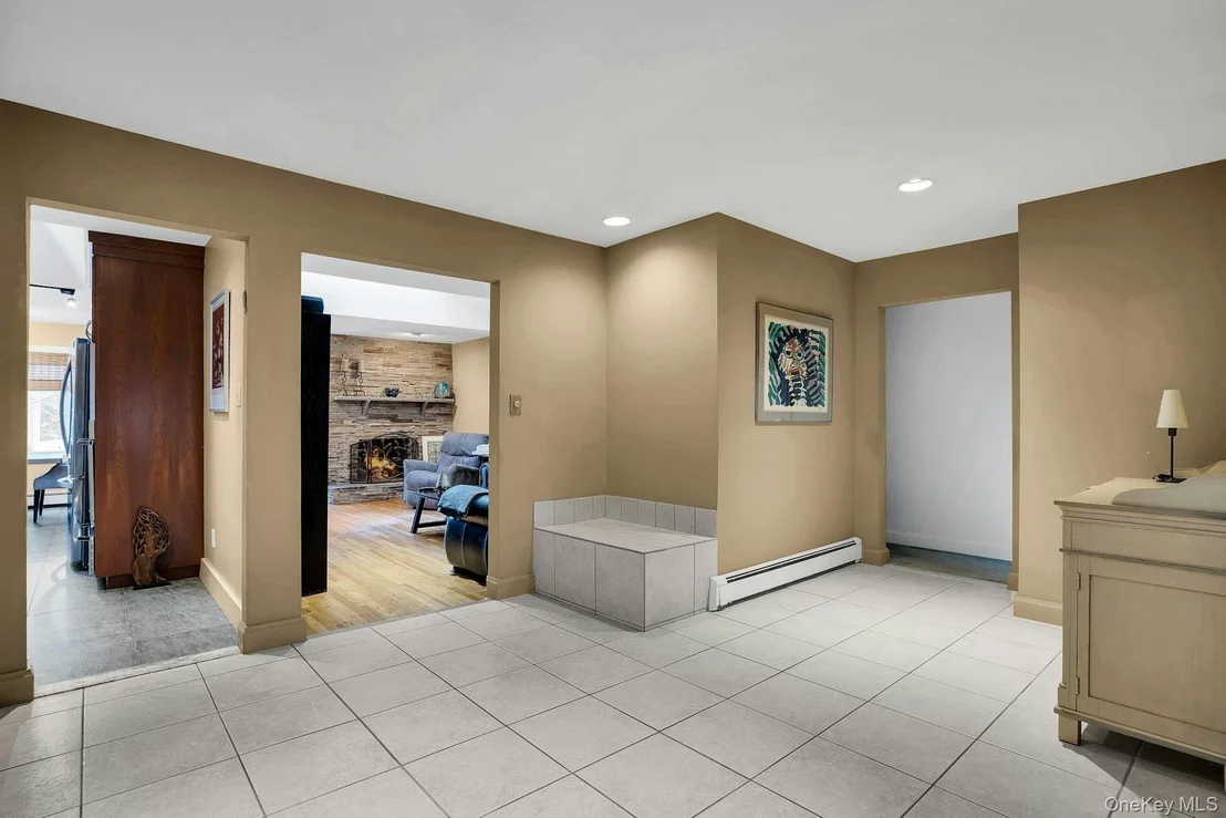 Photo of 48 Randolph Drive