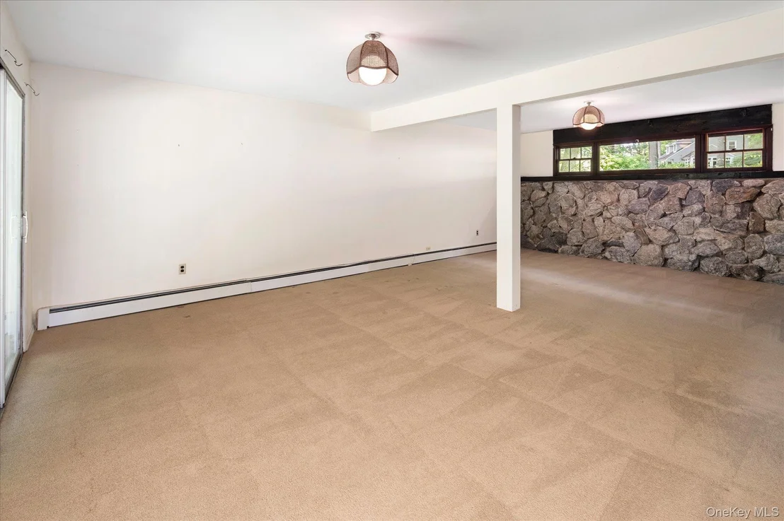 Photo of 45 Laurelton Road