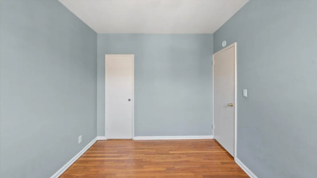 Photo of Unit B52 at 754 Bronx River Road