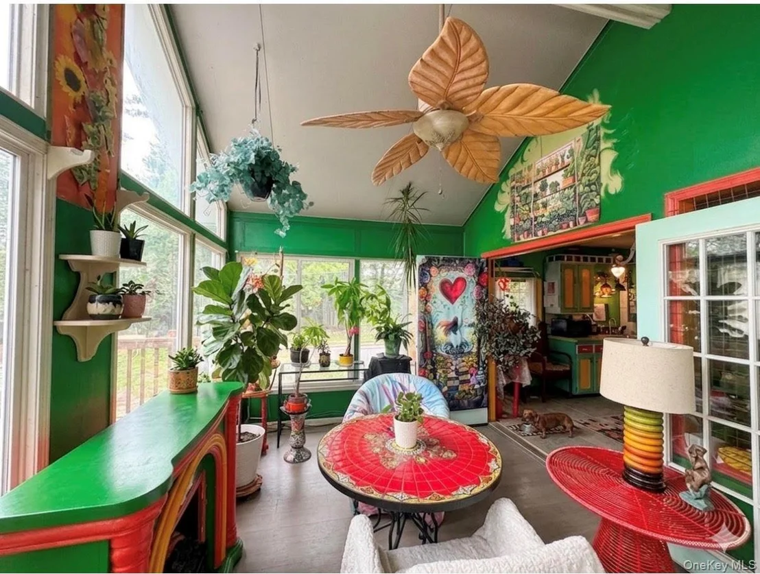 Photo of 48 Maple Avenue