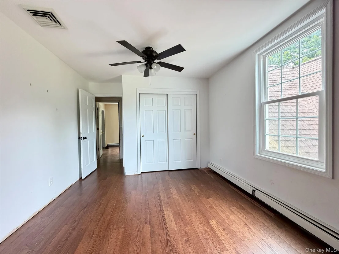 Photo of 18 Fox Run