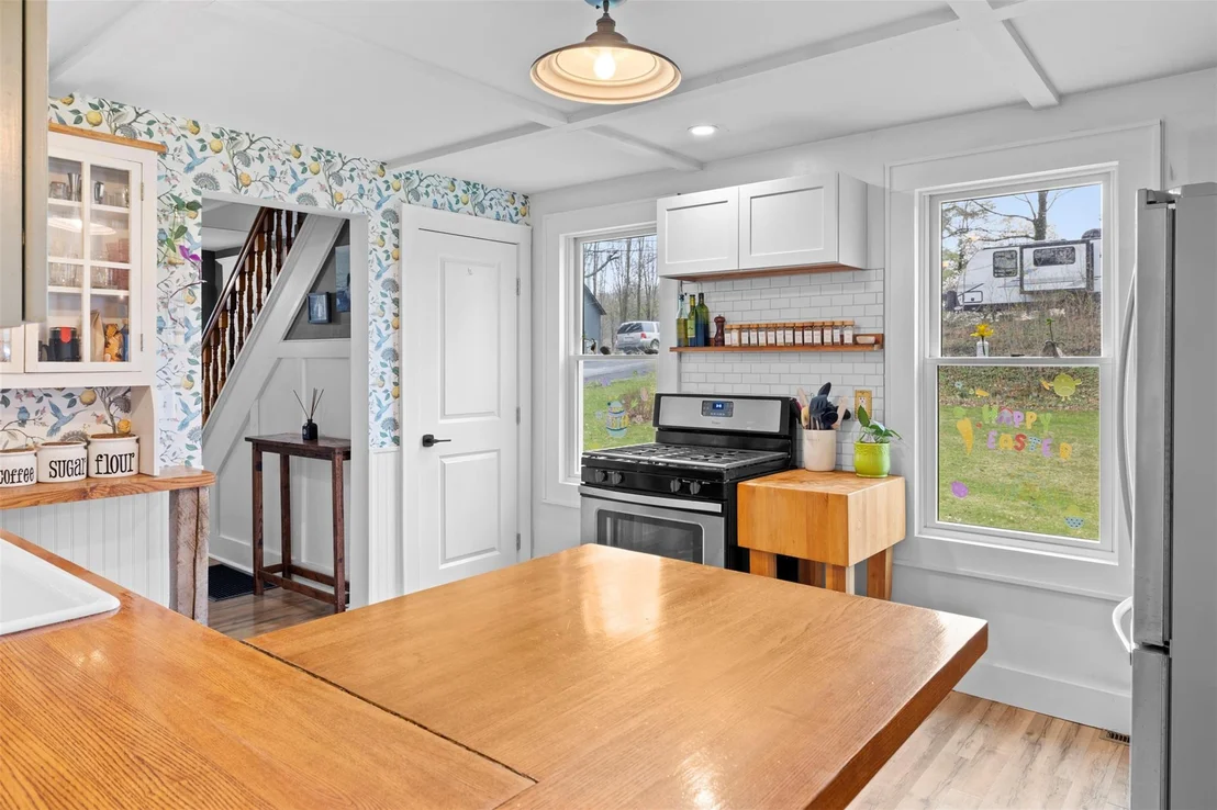 Photo of 11 Maple Street