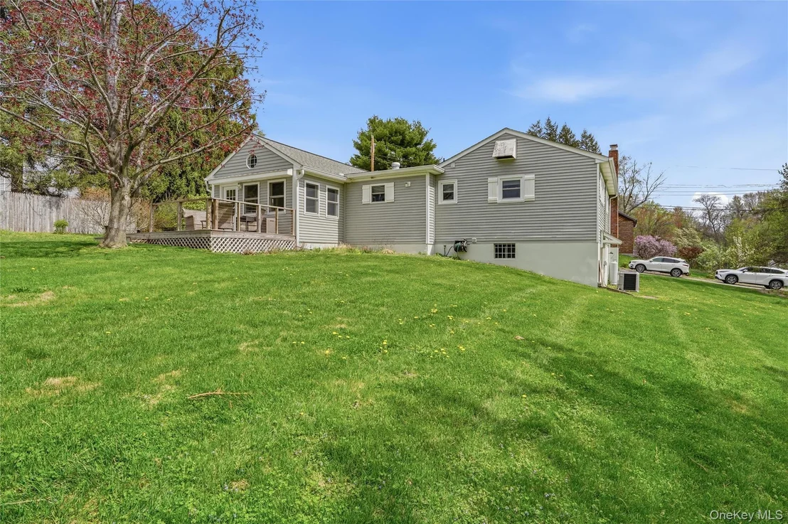 Photo of 6 Willow Lane