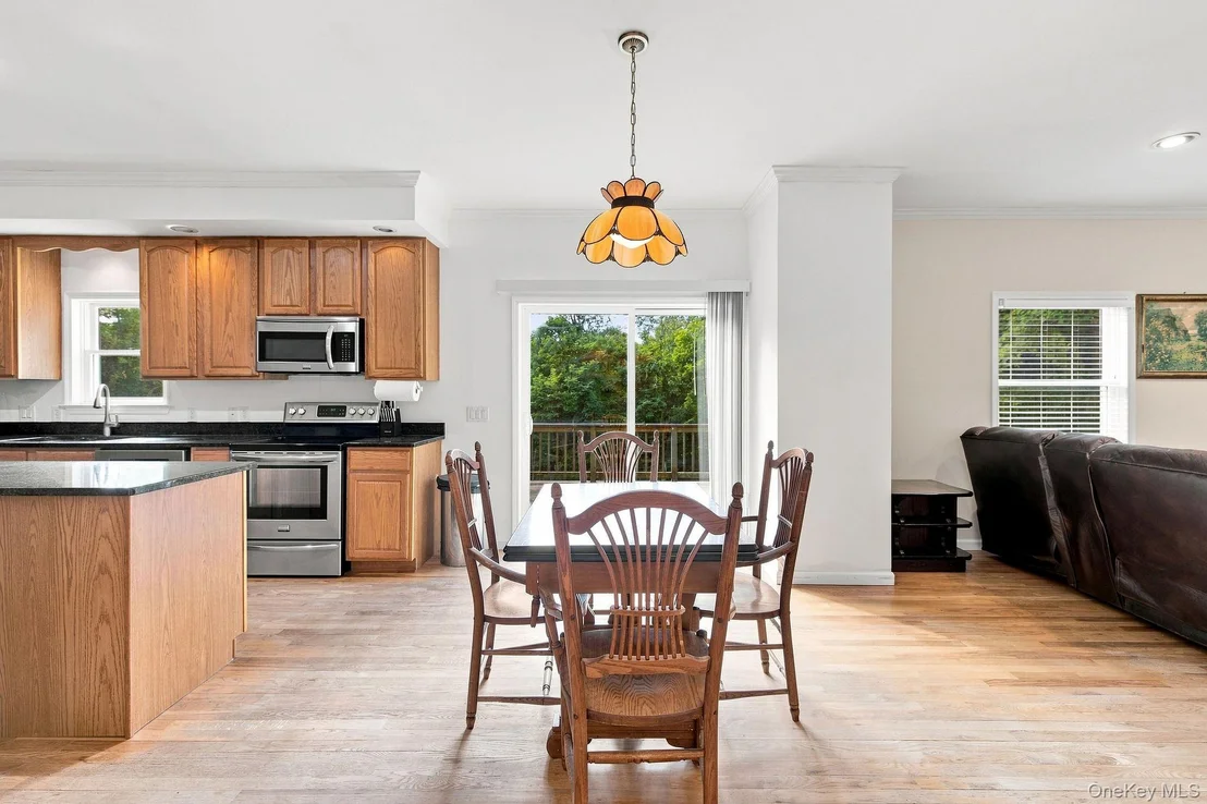 Photo of 480 Haviland Drive