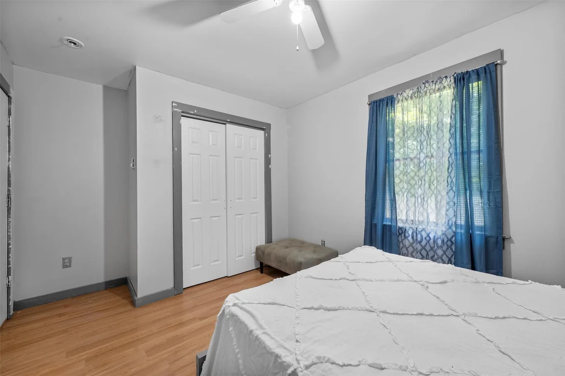 Photo of 307 Oak Lane