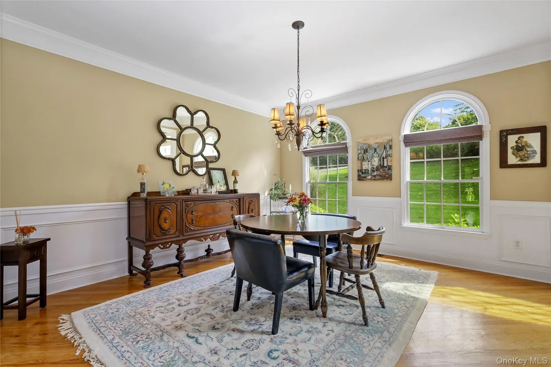 Photo of 20 Parkview Circle