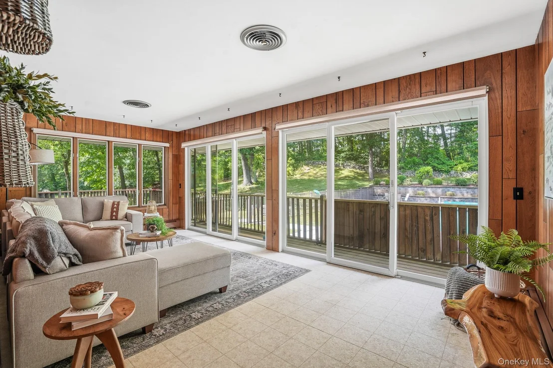 Photo of 21 Vail Road