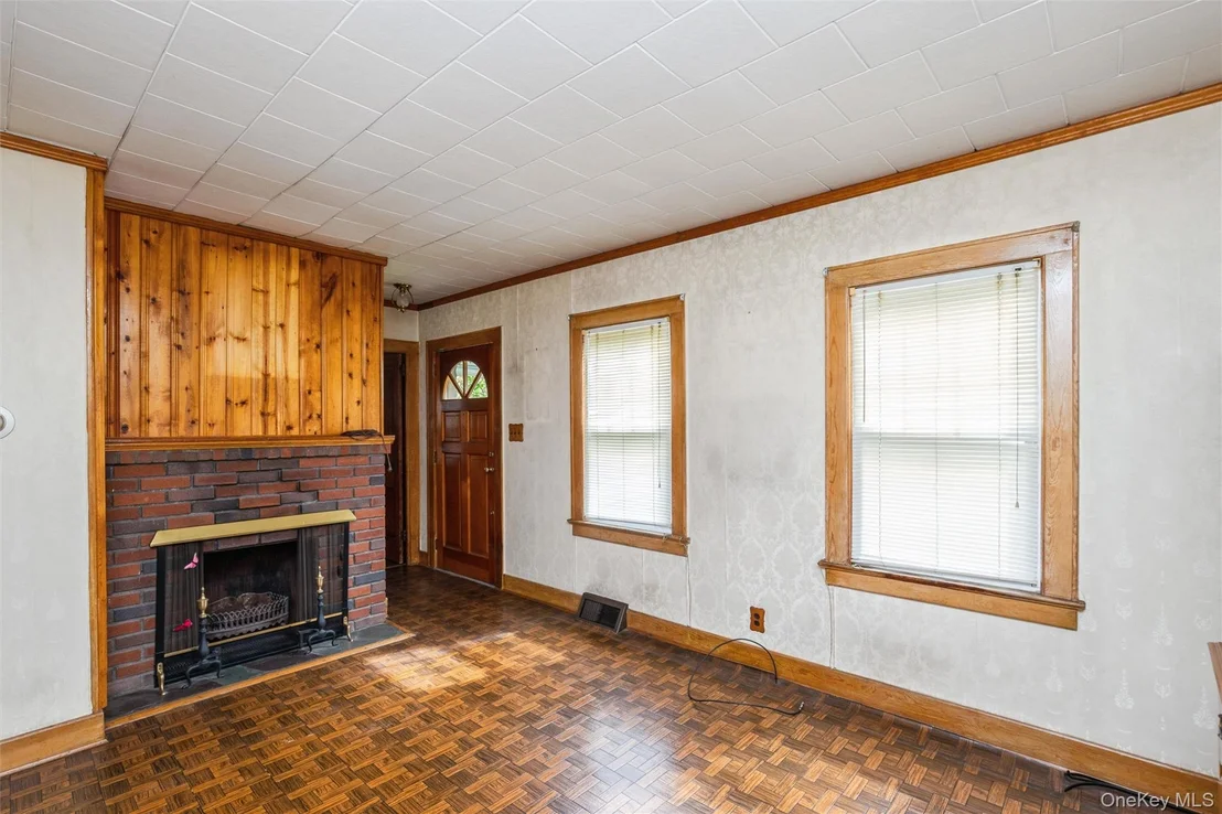 Photo of 10 Laurel Road