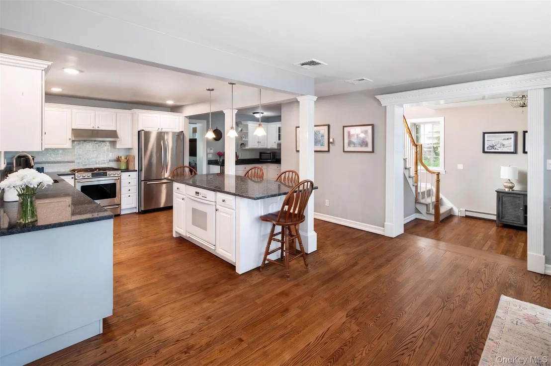 Photo of 12 Sun Hill Road
