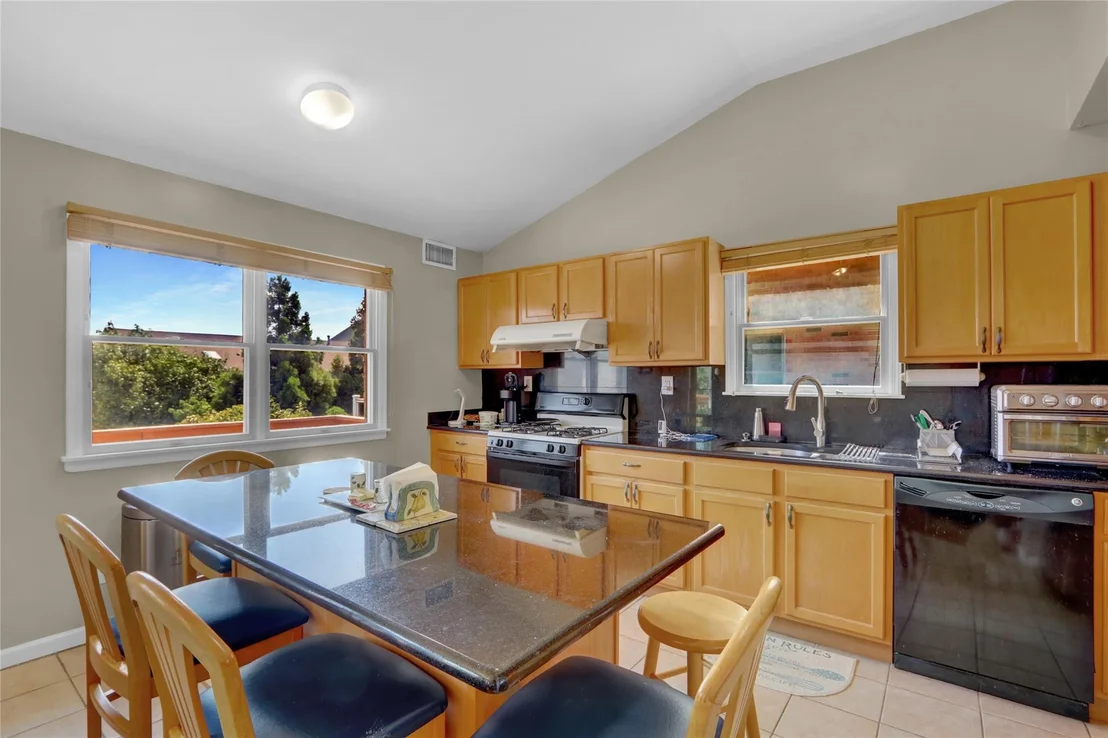 Photo of 3-27 Cresthaven Lane