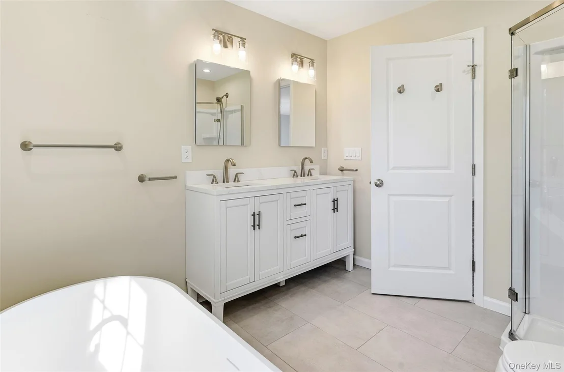 Photo of 40 Cushman Road