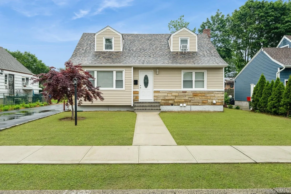 Photo of 1086 Lehman Road