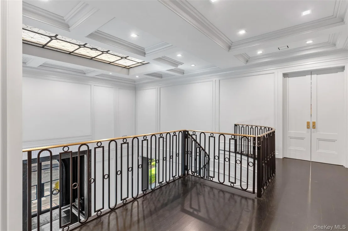 Photo of 18 Evergreen Way