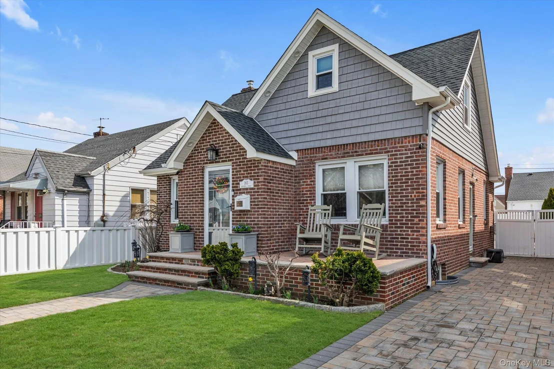 Photo of 163 Hoffman Street