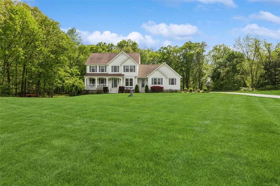 Photo of 15 Evergreen Drive