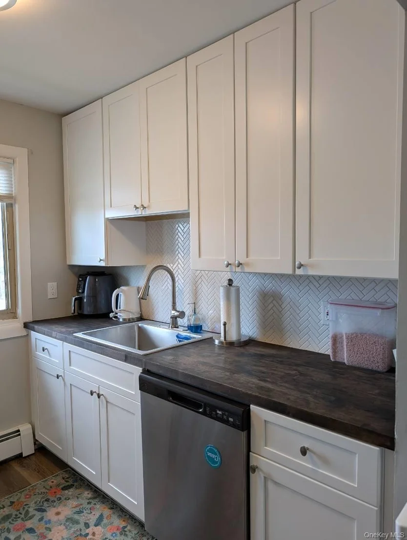 Photo of Unit 7B at 2435 Union Boulevard