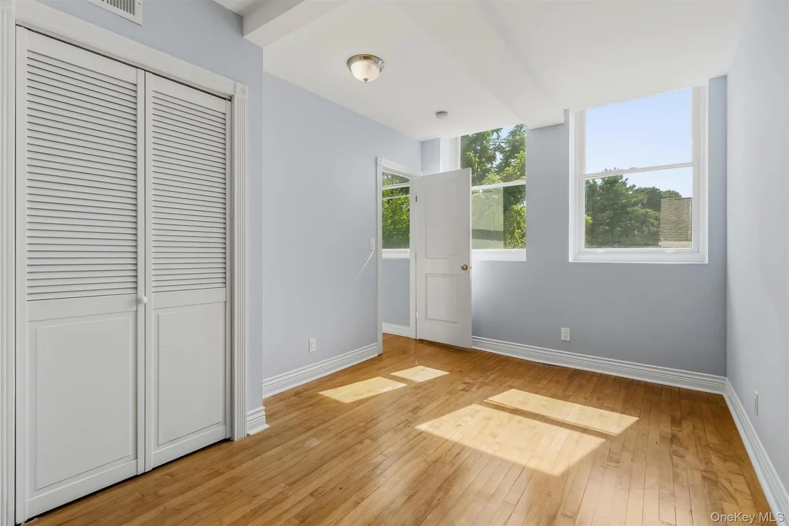 Photo of Unit PH4 at 88 Broadway