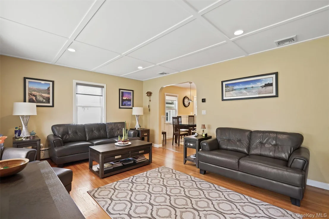 Photo of 36 Ernhofer Drive