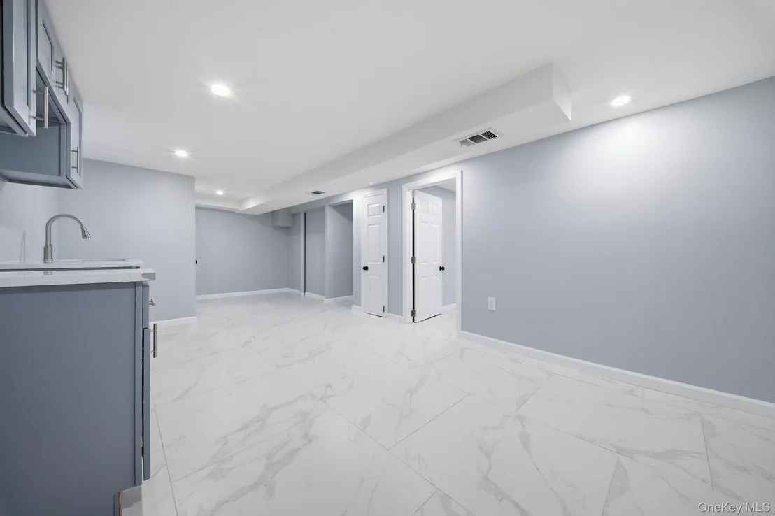 Photo of 5 Robin Road