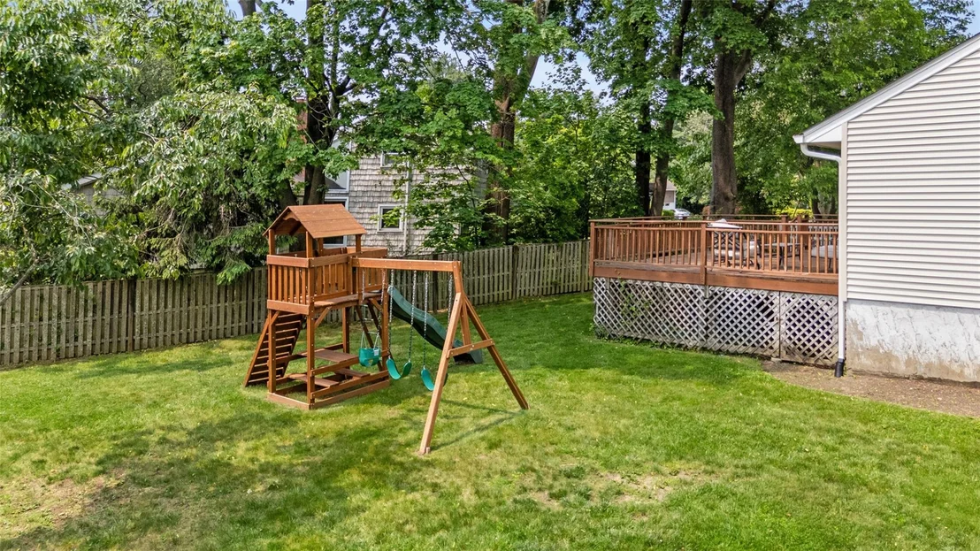 Photo of 8 Elm Hill Drive