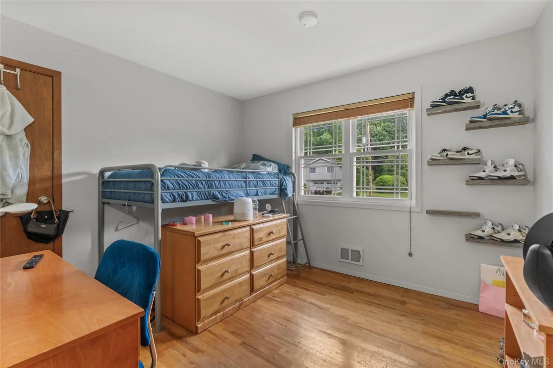 Photo of 224 Willow Drive