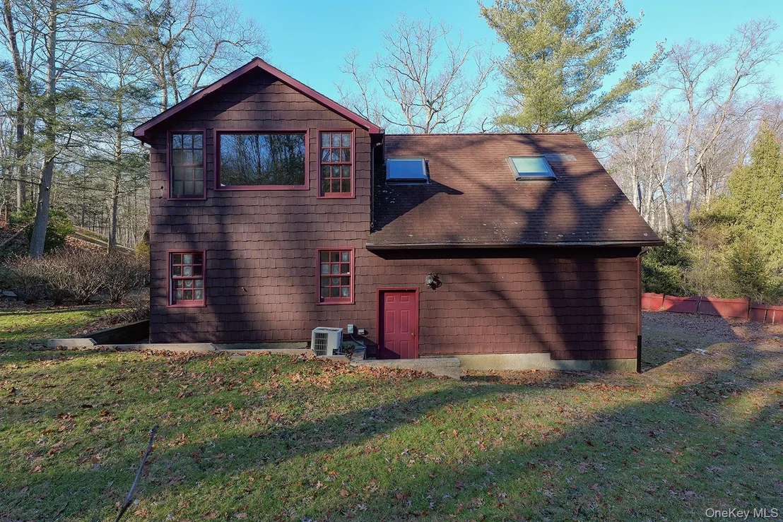 Photo of 398 Illington Road