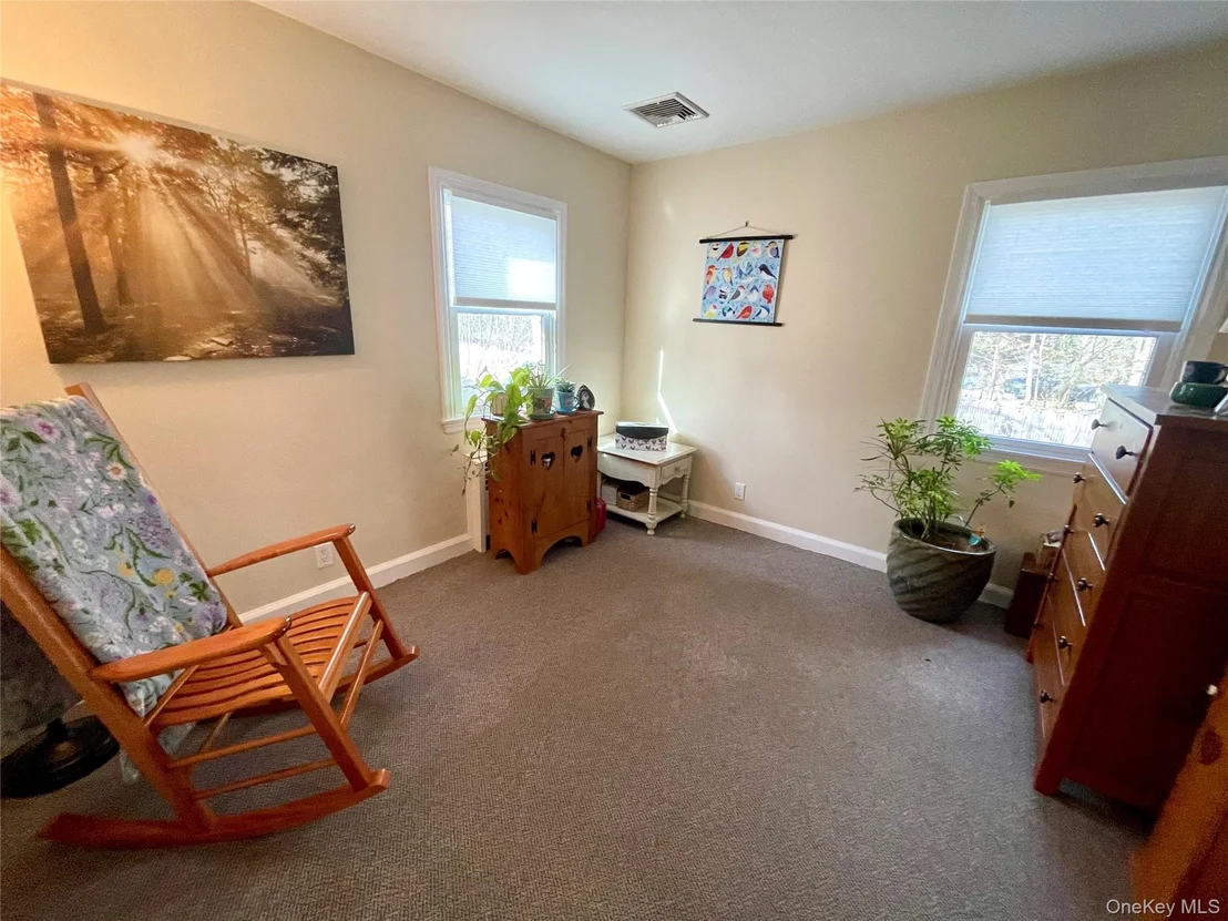Photo of 4 Sylvan Way