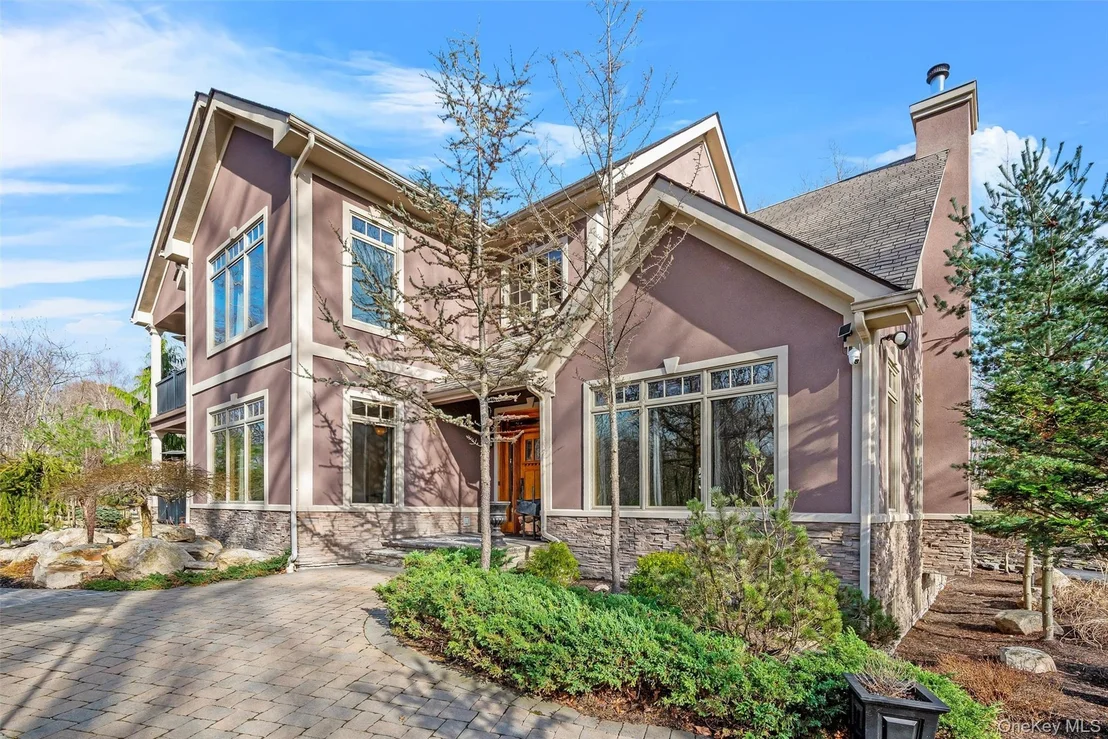 Photo of 252 Sinsabaugh Road