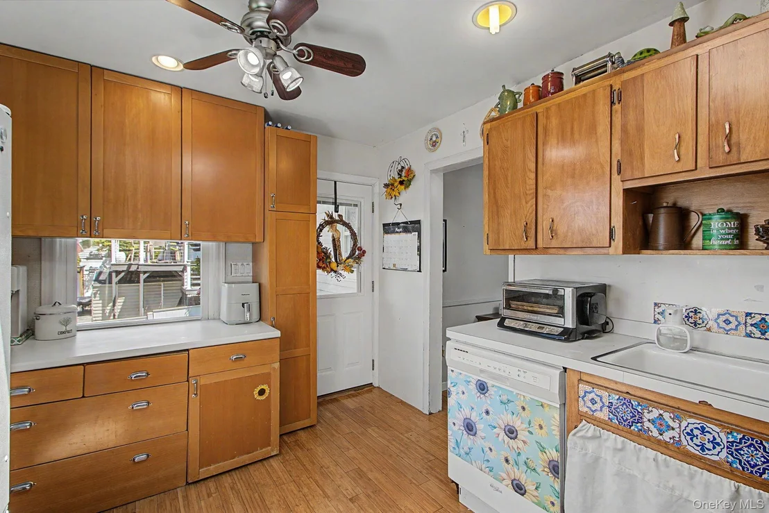 Photo of 15 Beverly Road