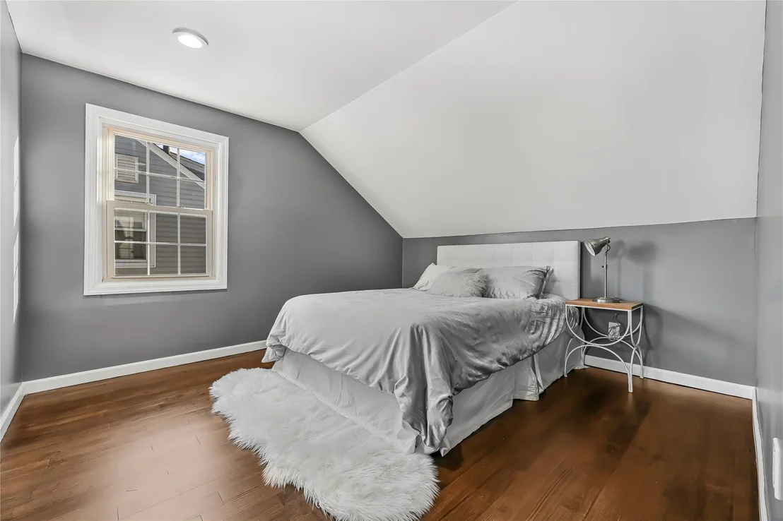 Photo of 223 Pershing Parkway