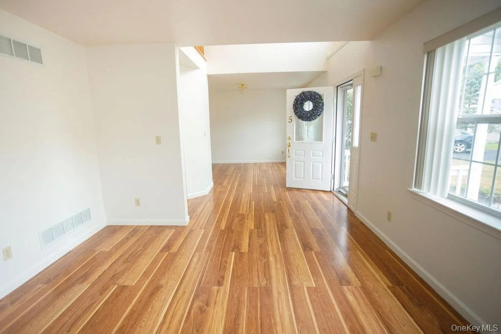 Photo of 5 Rockcrest Place