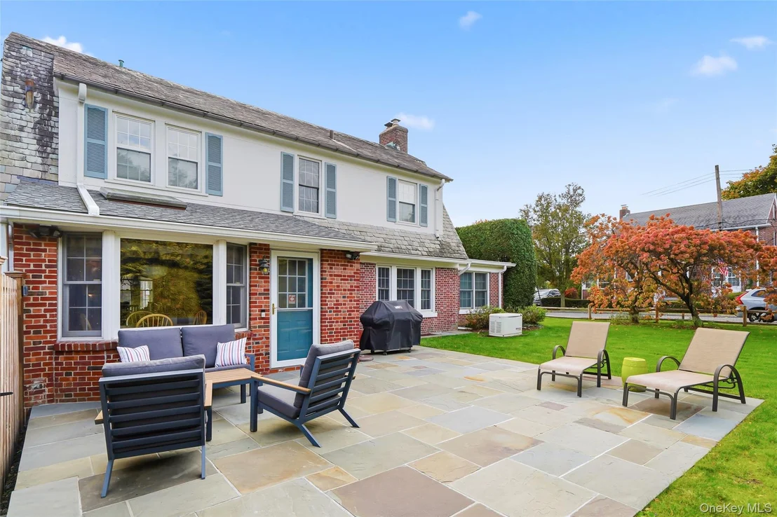 Photo of 17 Emerson Place