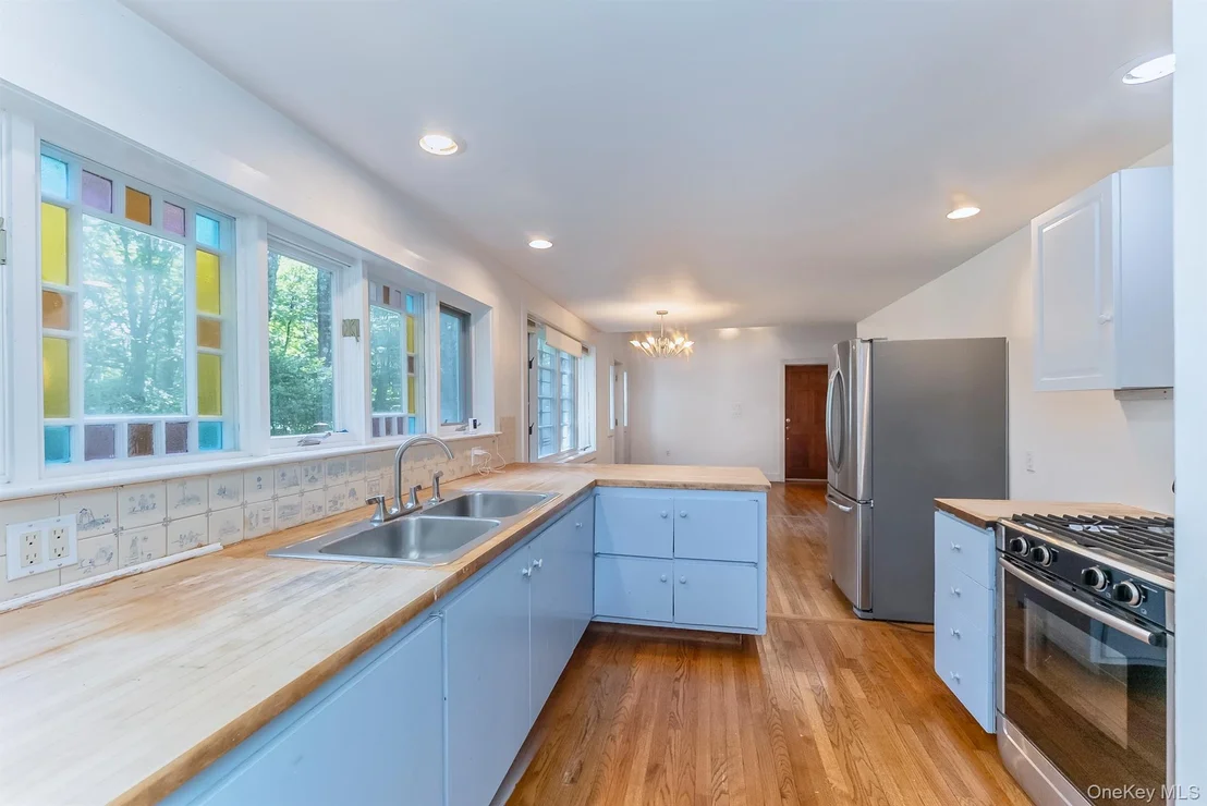 Photo of 130 Ruby Road