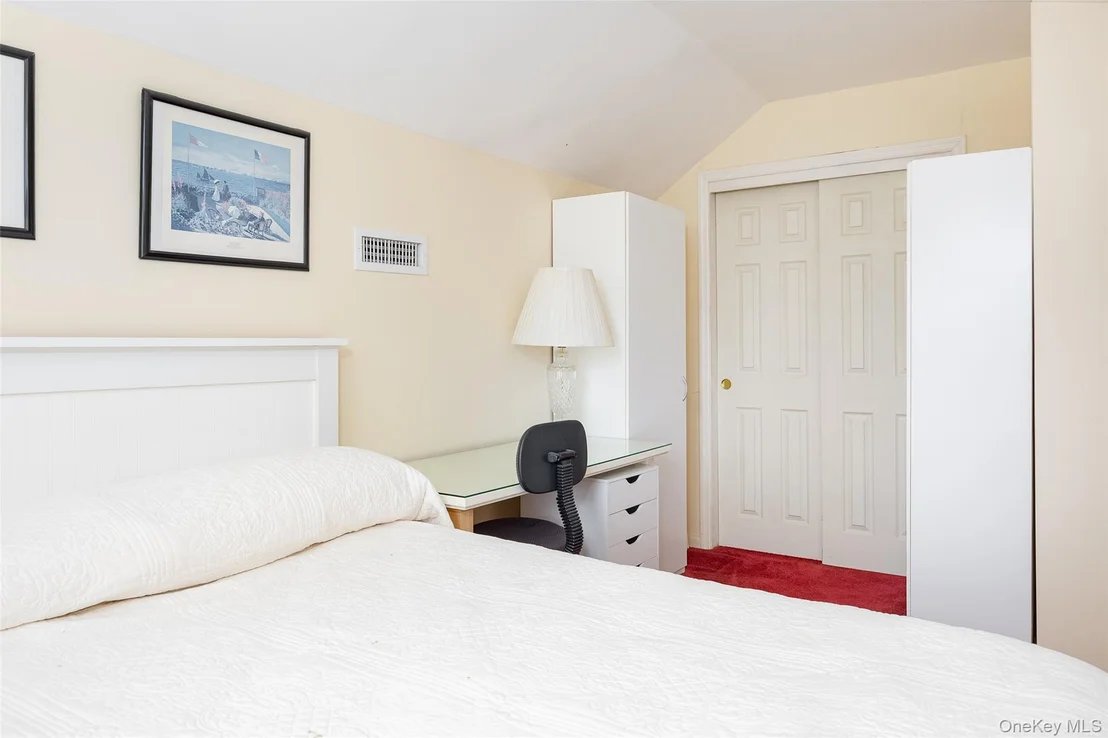 Photo of 102 Beaver Road
