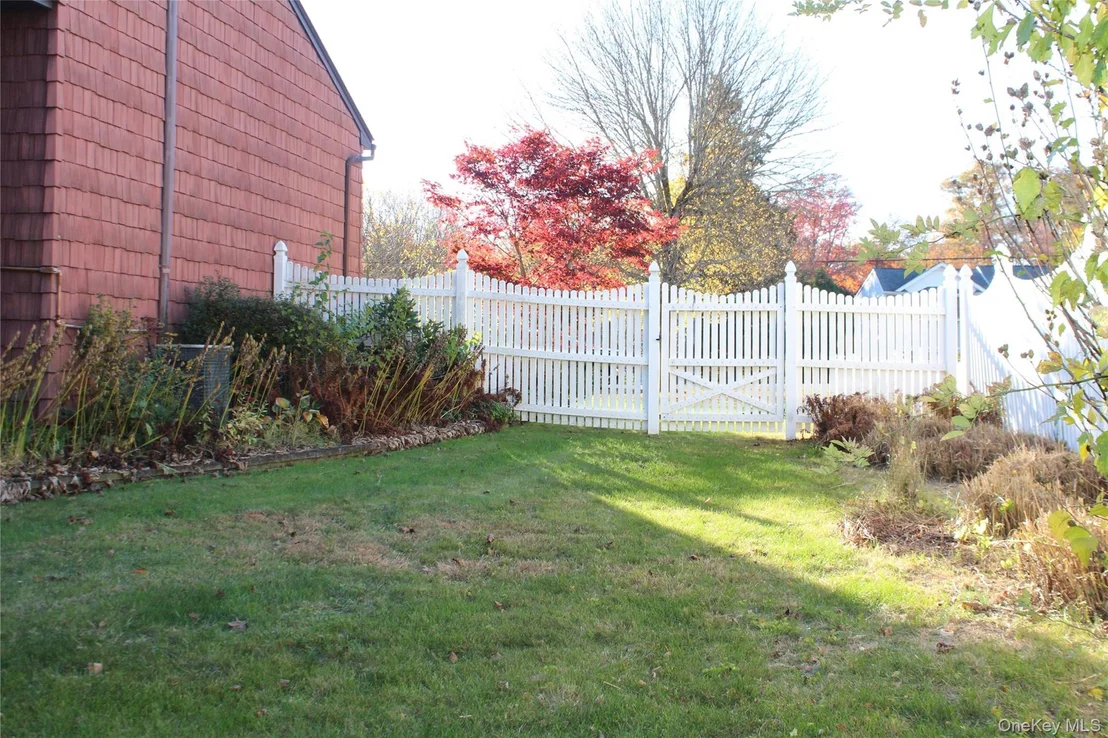 Photo of 76 Friendly Road