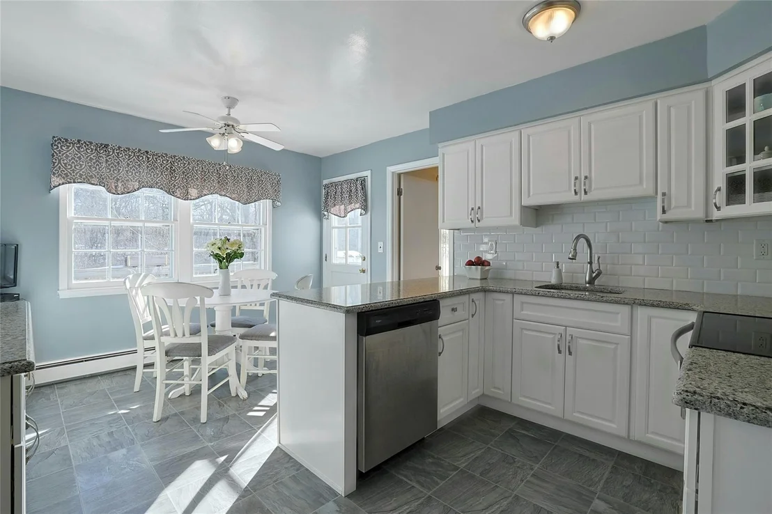 Photo of 7 Oak Hill Road