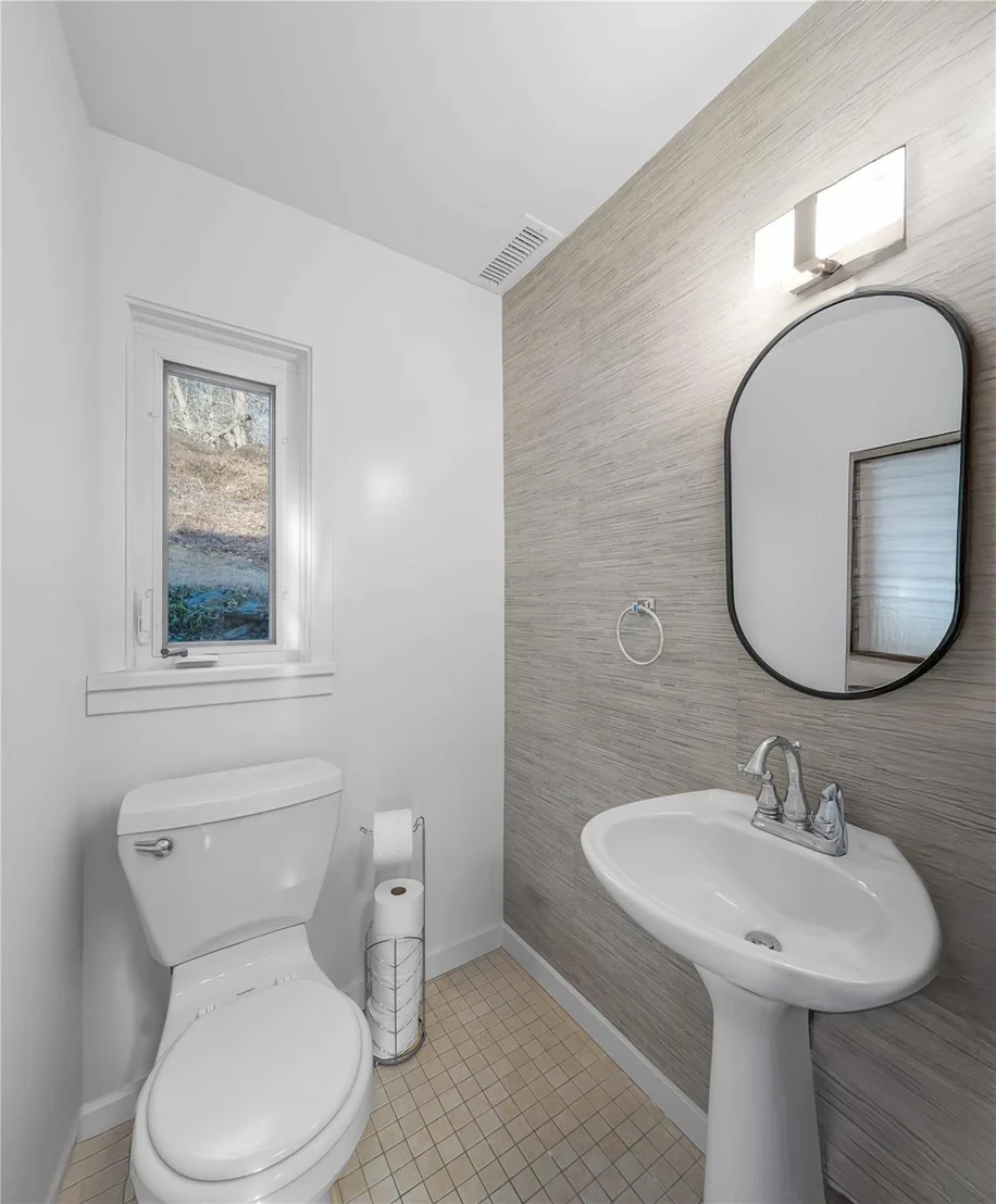 Photo of 37 Hornbeck Road