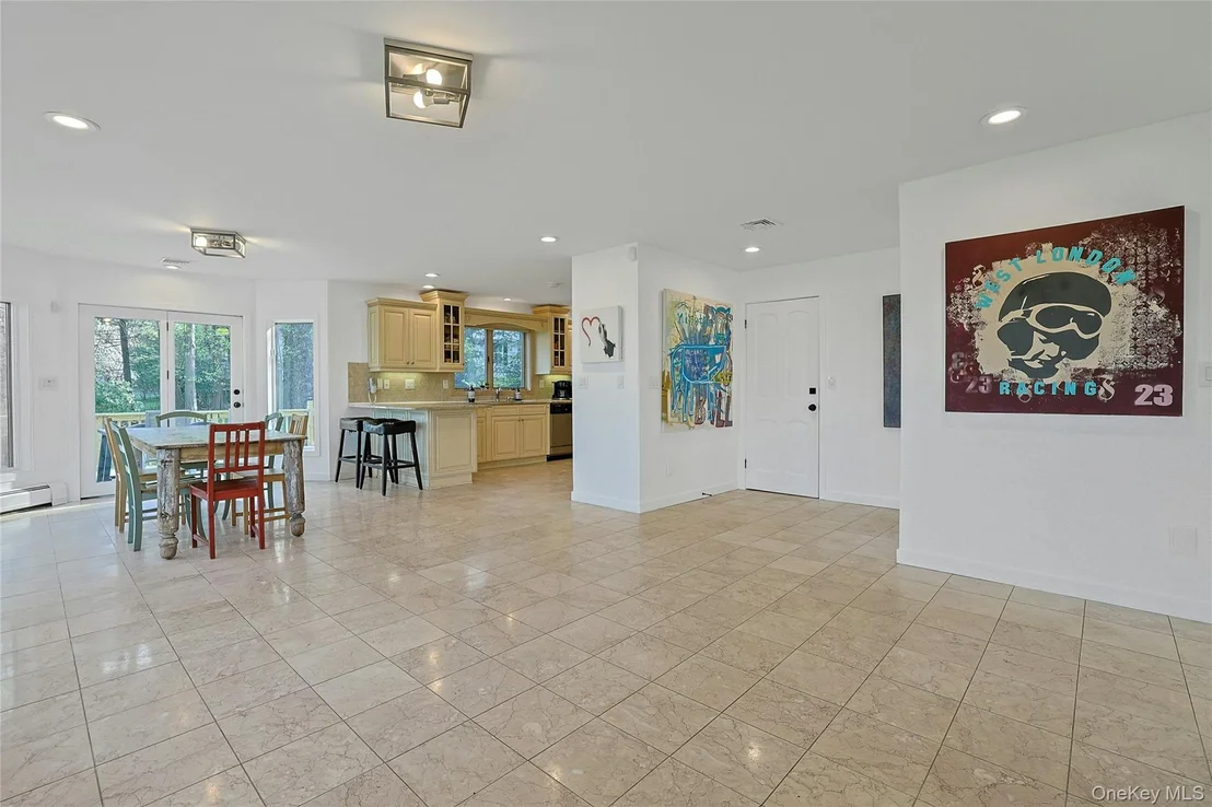 Photo of 6 Treeline Terrace