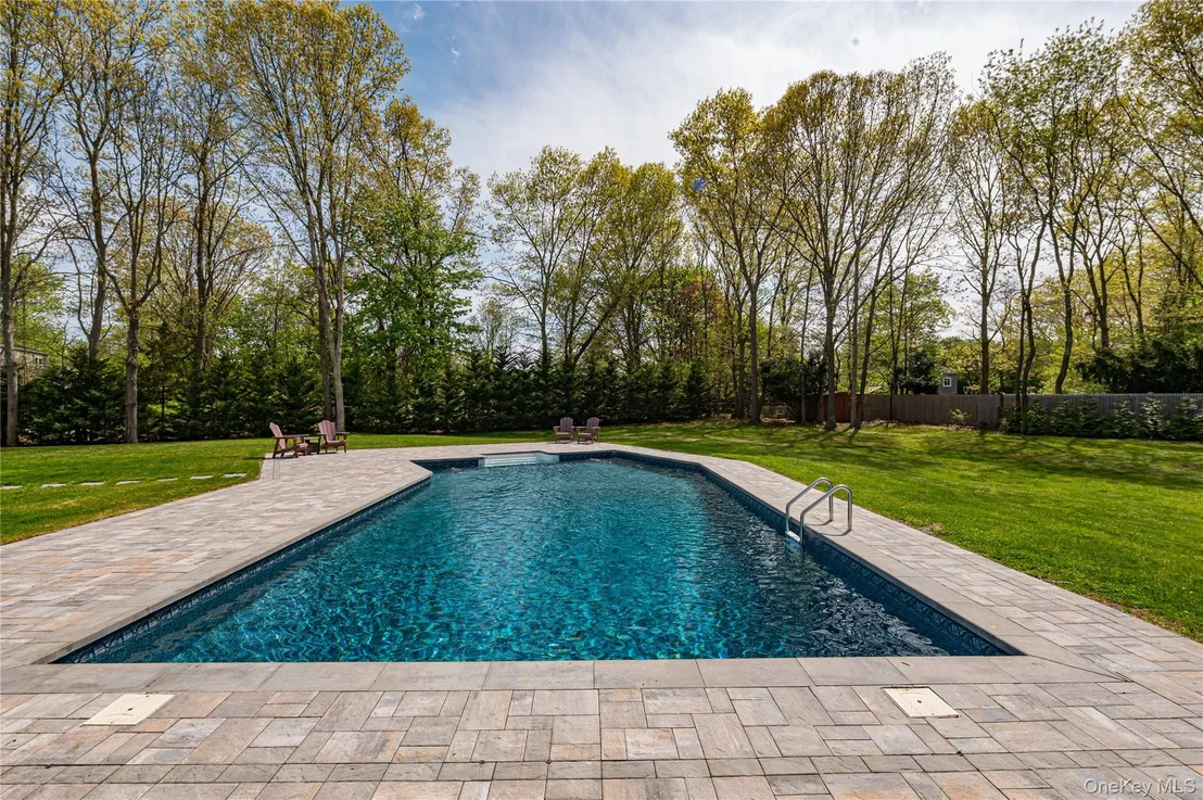 Photo of 11 Arrowood Drive