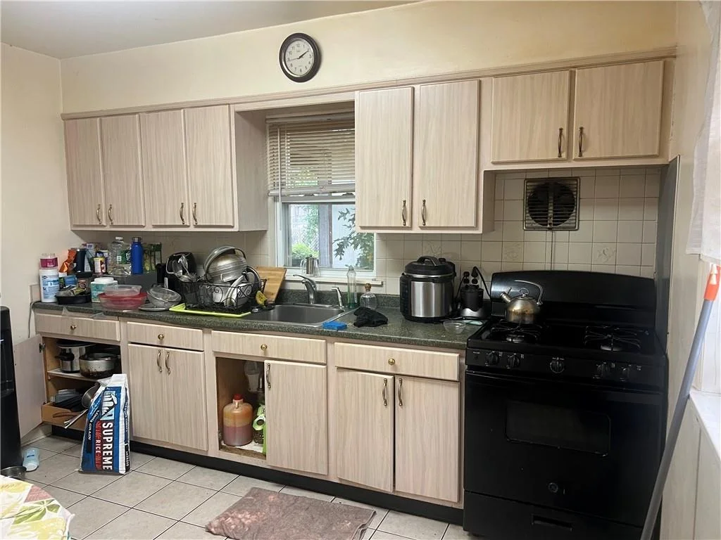 Photo of 12 Maple Place