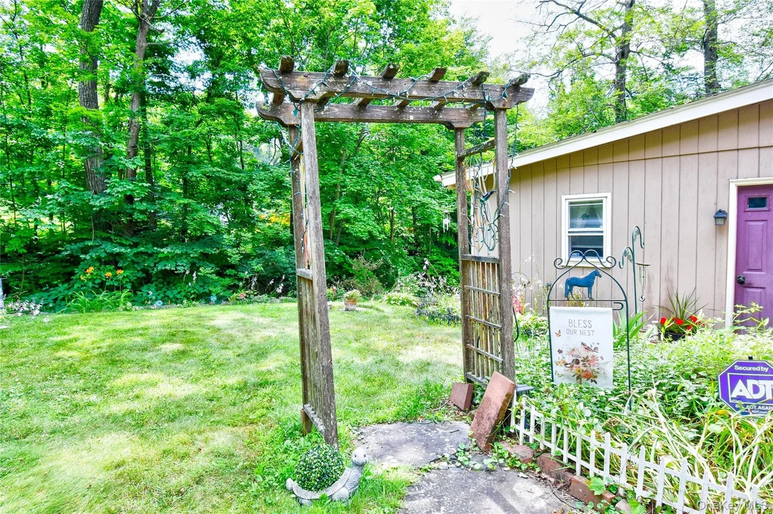 Photo of 5 Orchard Trail