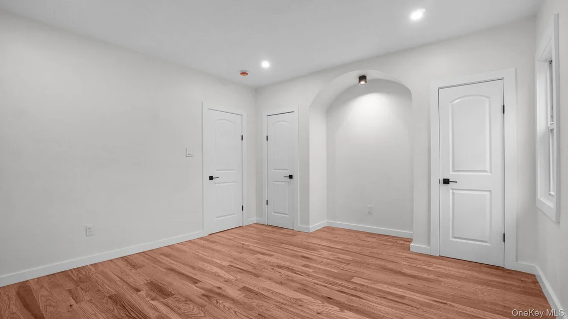 Photo of 3963 Seton Avenue