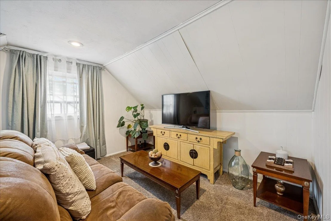 Photo of 27 Mell Drive