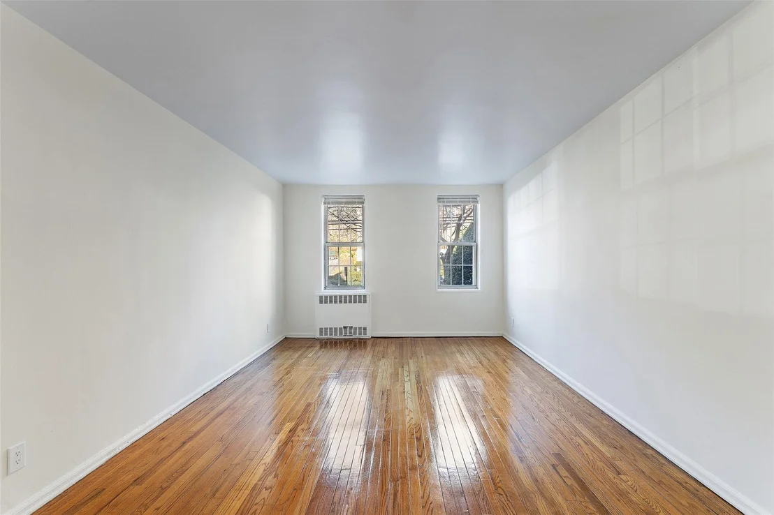 Photo of Unit 17 at 780 Bronx River