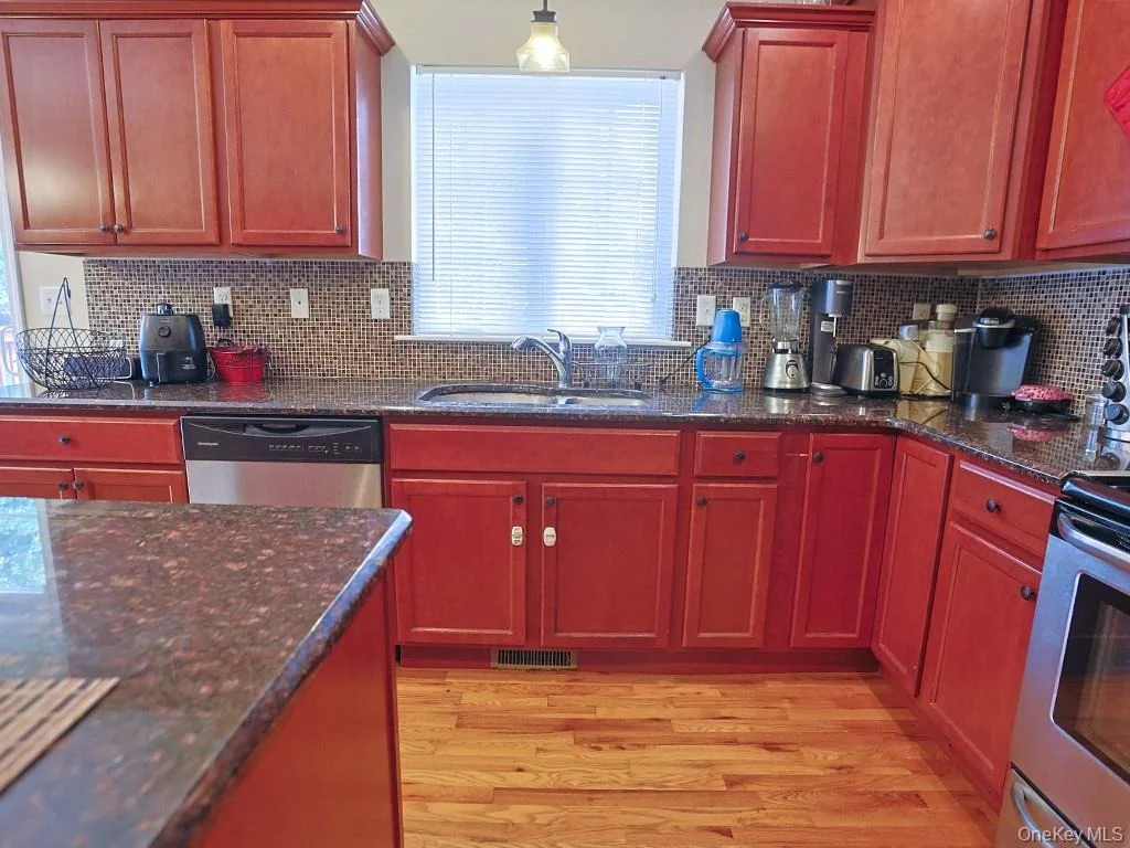 Photo of 46 Maple Lane