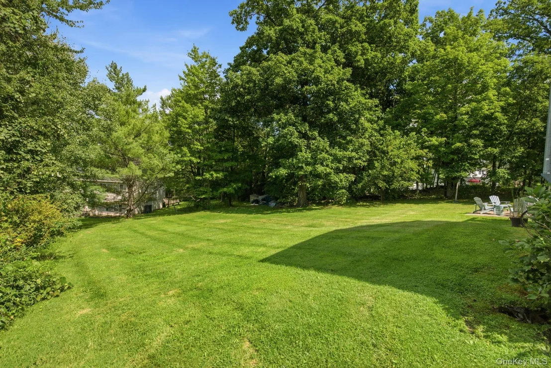 Photo of 17 Old Hemlock Drive