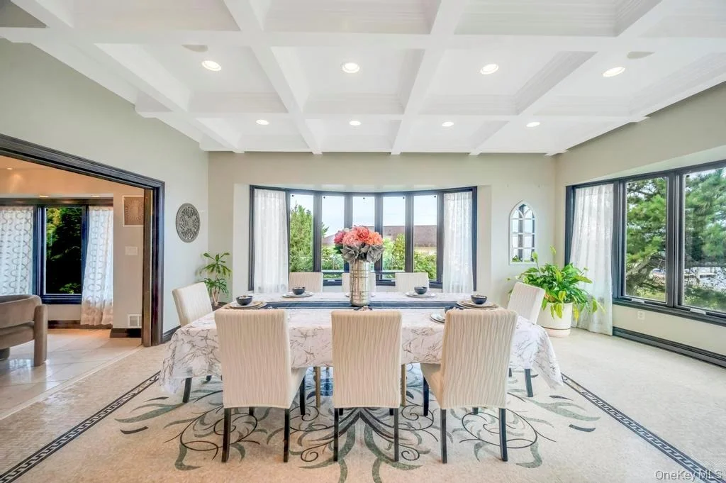 Photo of 1101 Harbor Road