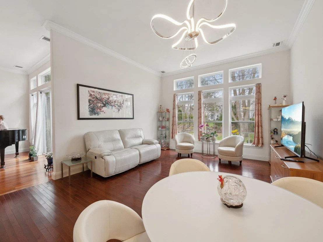 Photo of 5 Hamlet Woods Drive